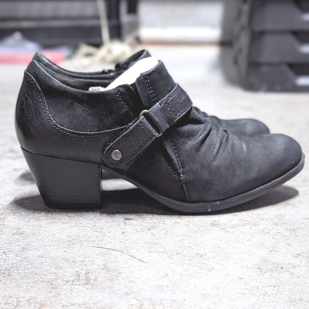 Boho Dark Academia Earth Angel Black Leather Shootie Ankle Boots NIB Size 8